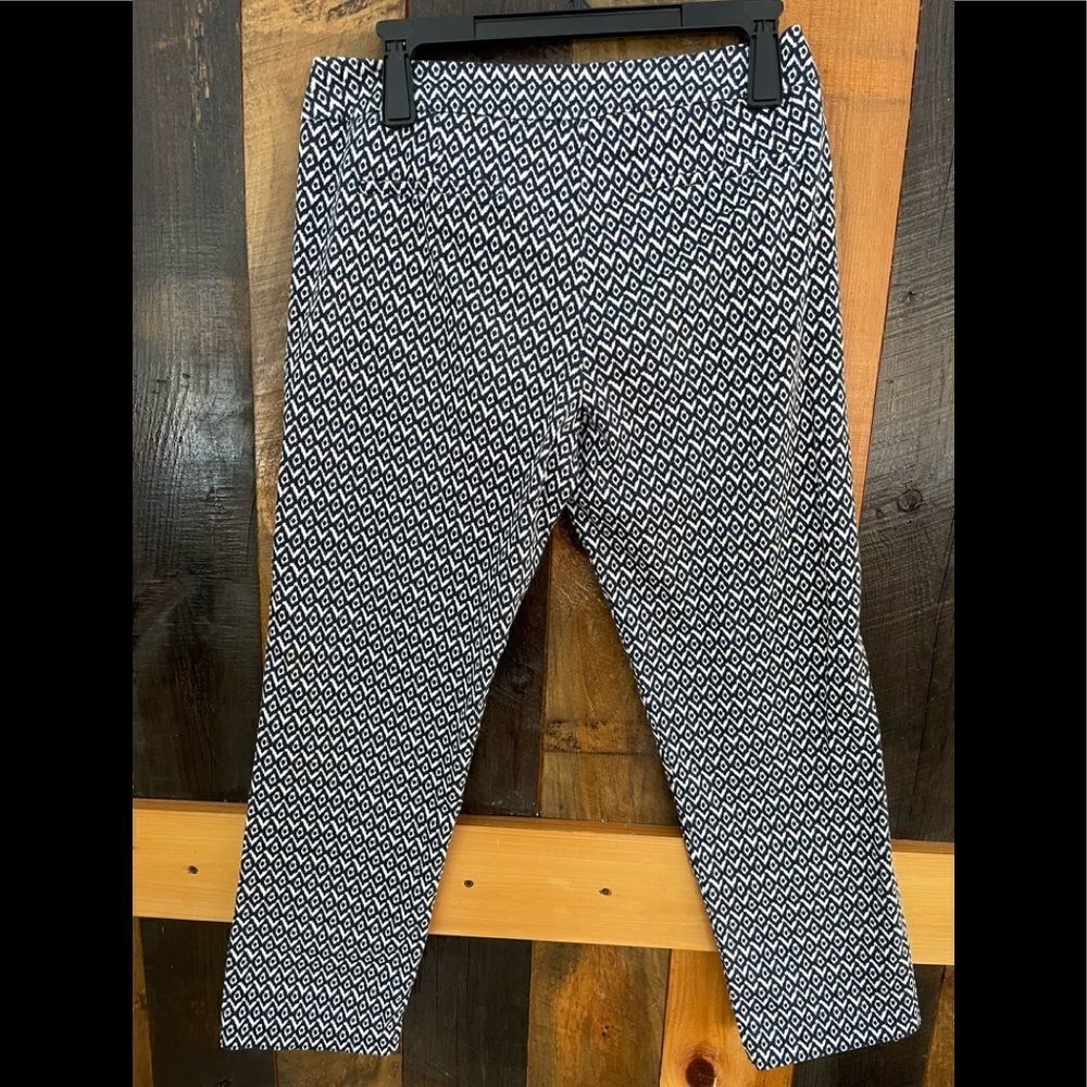 Kenar flat front blue/white diamond pattern cotton blend pants, size 6